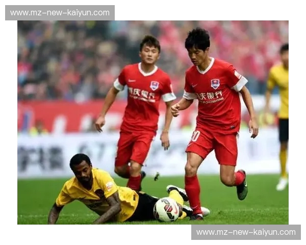 战火重燃！辽宁宏运与重庆力帆的绿茵情仇，谁将主宰沉浮？